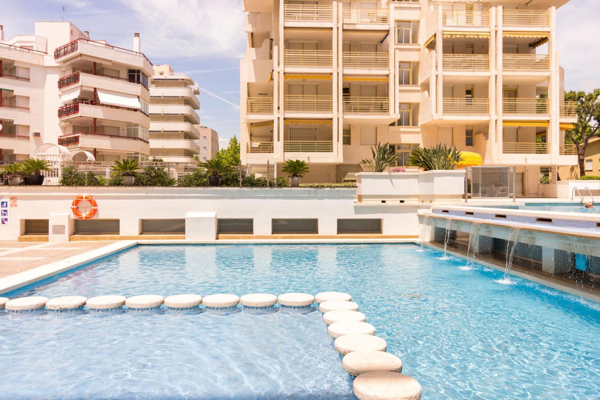 Novelty I Arysal 2 Lägenhet Salou Exteriör bild
