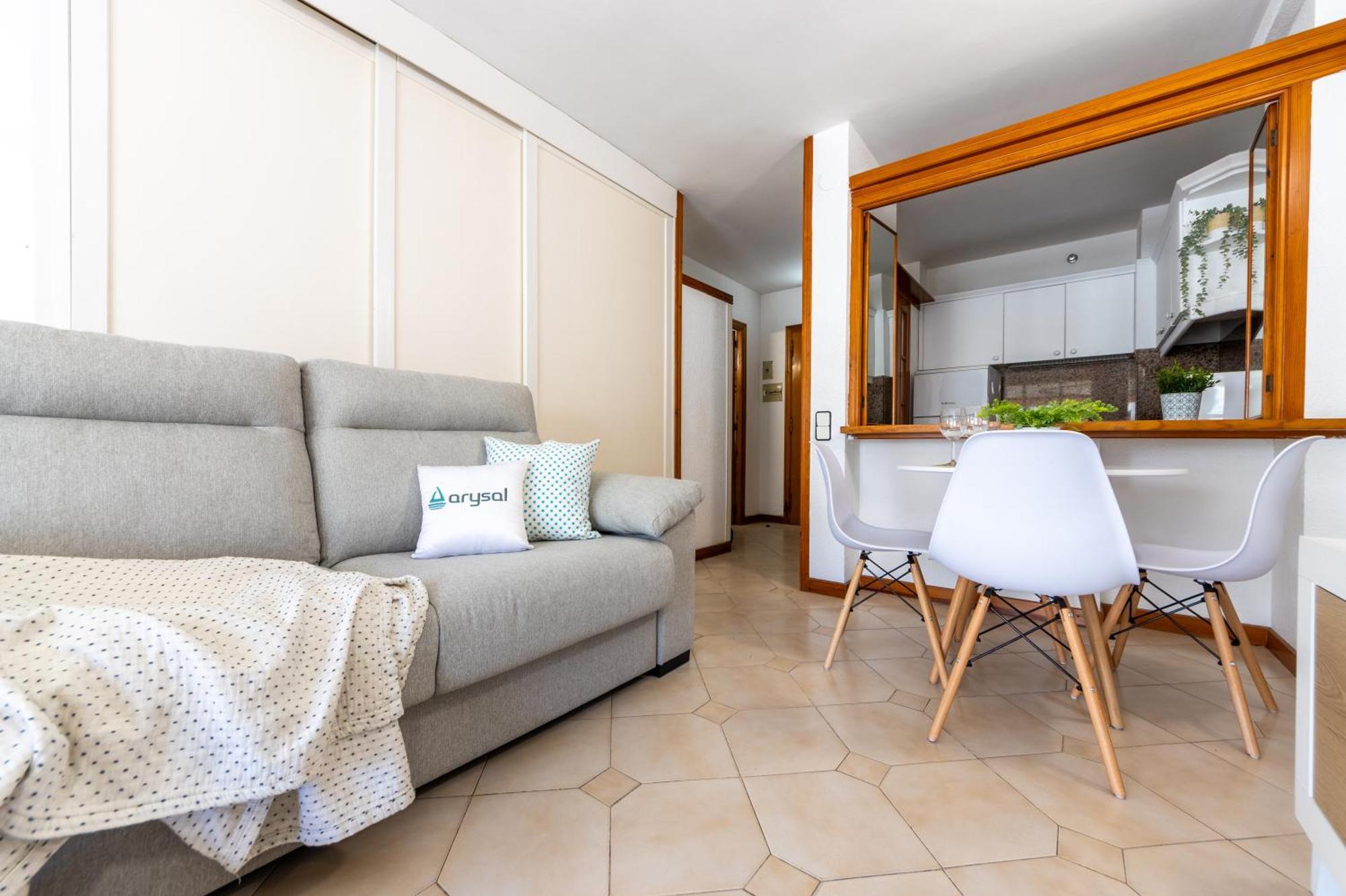 Novelty I Arysal 2 Lägenhet Salou Exteriör bild